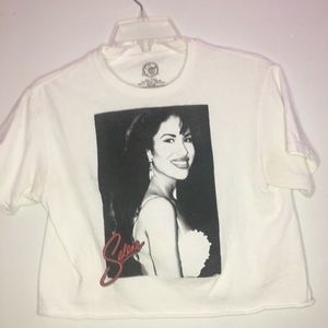 ✨Selena Crop Top✨